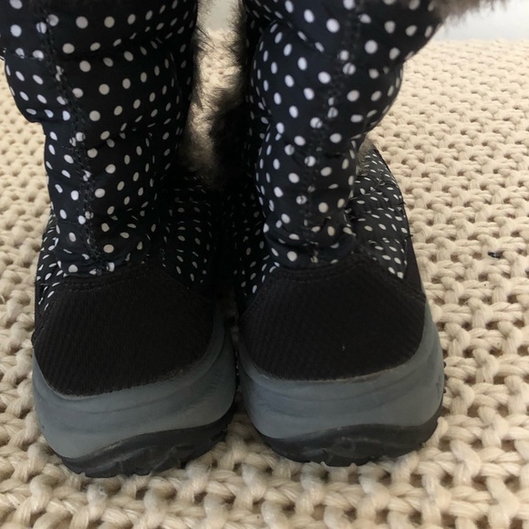 The North Face Nuptse Fur II Boots - Picture 11 of 12